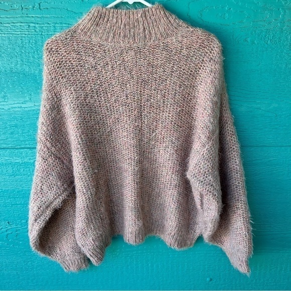 Joie Markita Alpaca Blend Mock Neck Fuzzy Pink Sky Sweater Size Large EUC - Picture 4 of 8